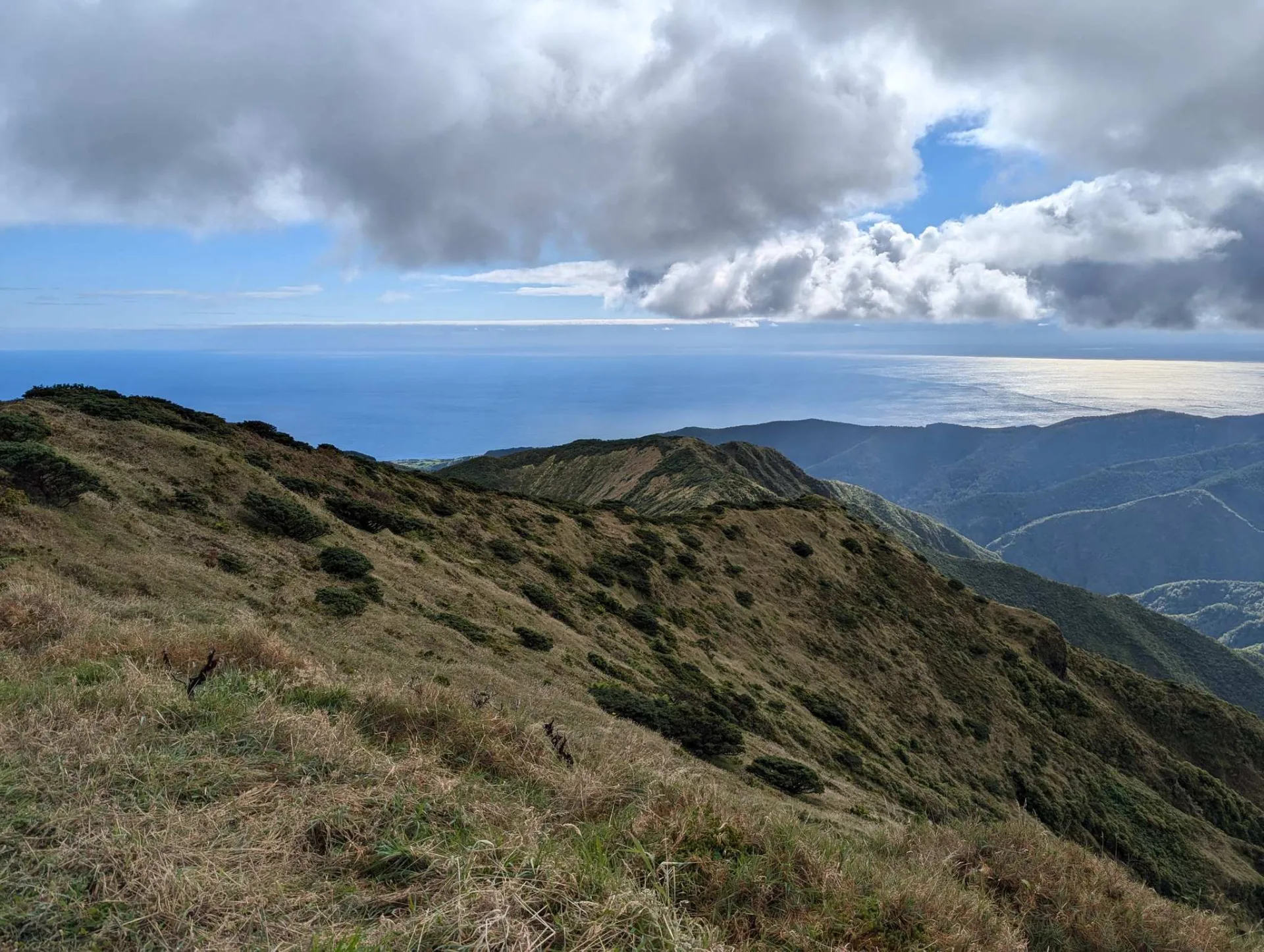 On the summit ridge of Pico da Vara above the Atlantic